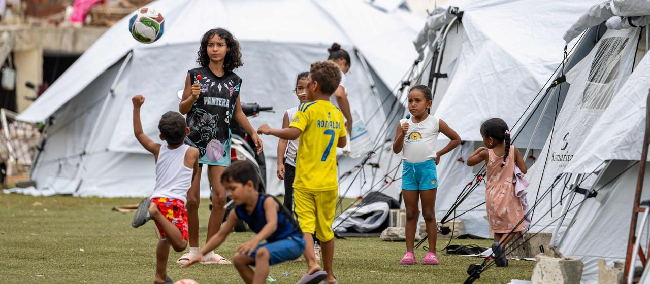 Enfants au Venezuela : Jouer entre les décombres
