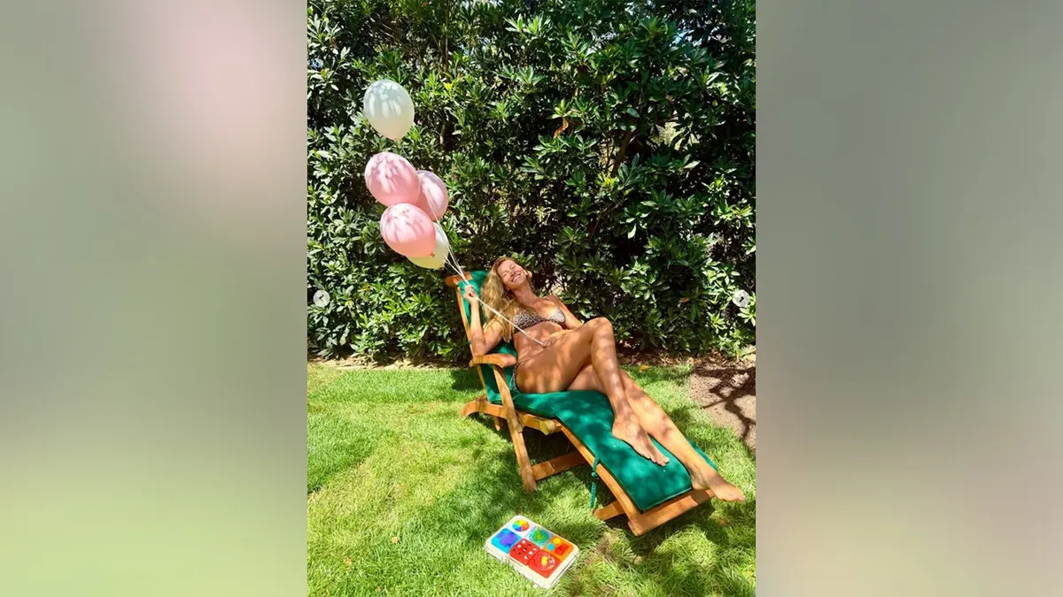 Gisele Bundchen célèbre son 46e anniversaire avec des photos en bikini sur Instagram