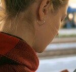 La Chine vient de réguler quelque chose de vraiment important : que l’IA finisse par devenir notre amie ou notre petite amie.