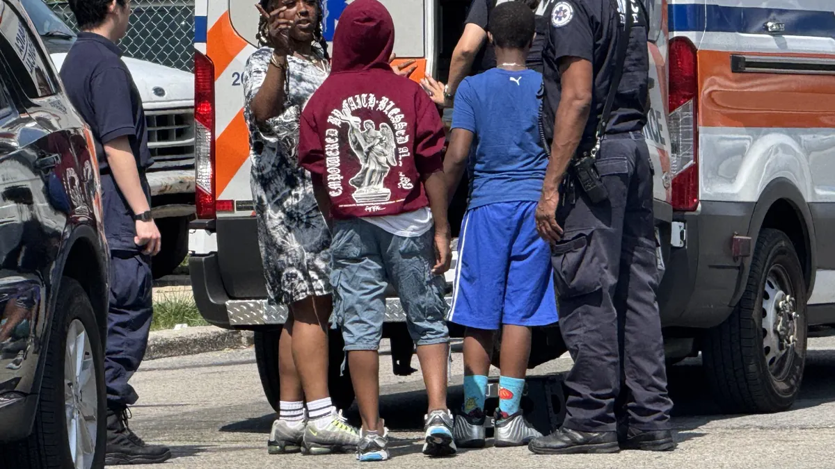 Le NYPD abat un suspect armé après l’explosion à Far Rockaway, 2 morts retrouvés