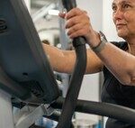 Le “médicament” le plus puissant pour allonger la vie ne se vend pas en pharmacies : la science confirme la dose exacte d’entraînement de force