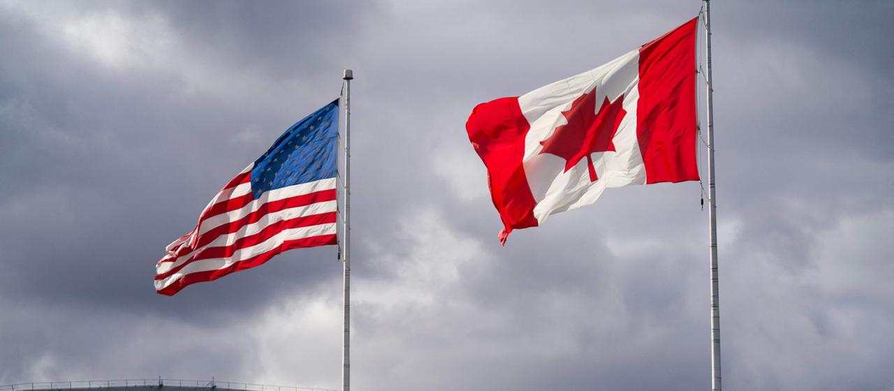 Les États-Unis imposent des droits de douane de 50 % sur les produits en provenance du Canada.