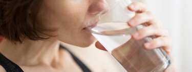 Nous croyions que le stress était uniquement psychologique. La science prouve qu’il dépend aussi de la quantité d’eau que vous buvez.