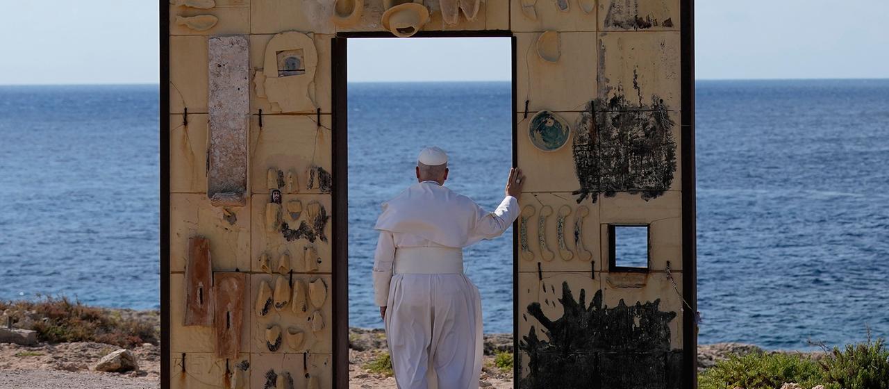 Pape à Lampedusa – “Ayez le courage de penser différemment”