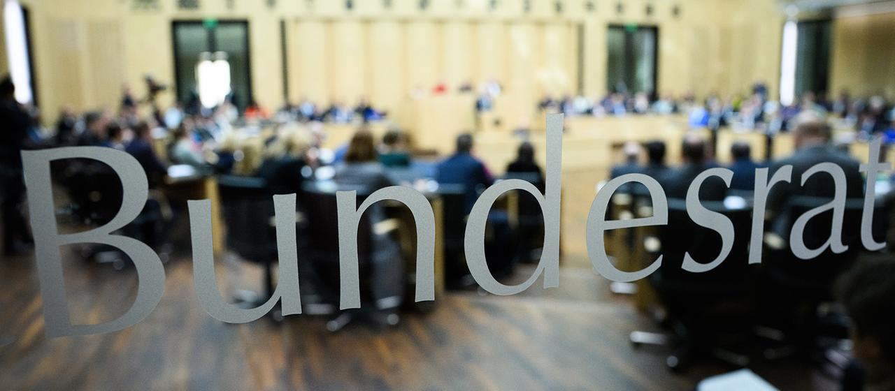 Que peut faire la Confédération si un pays refuse de respecter le droit fédéral ?