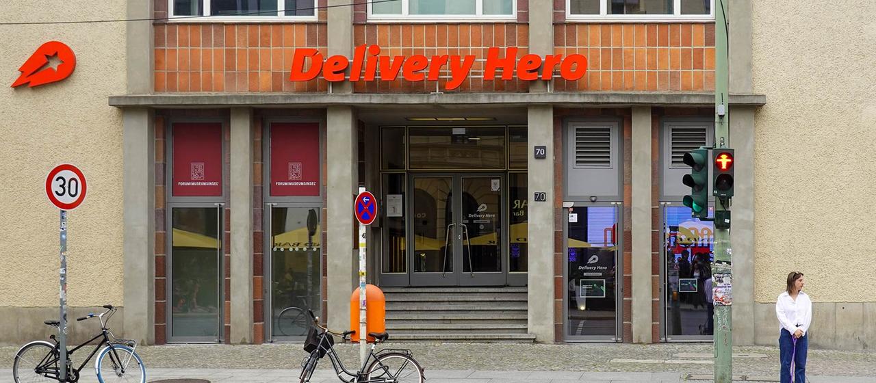 Somme milliardaire : Uber acquiert le service de livraison Delivery Hero