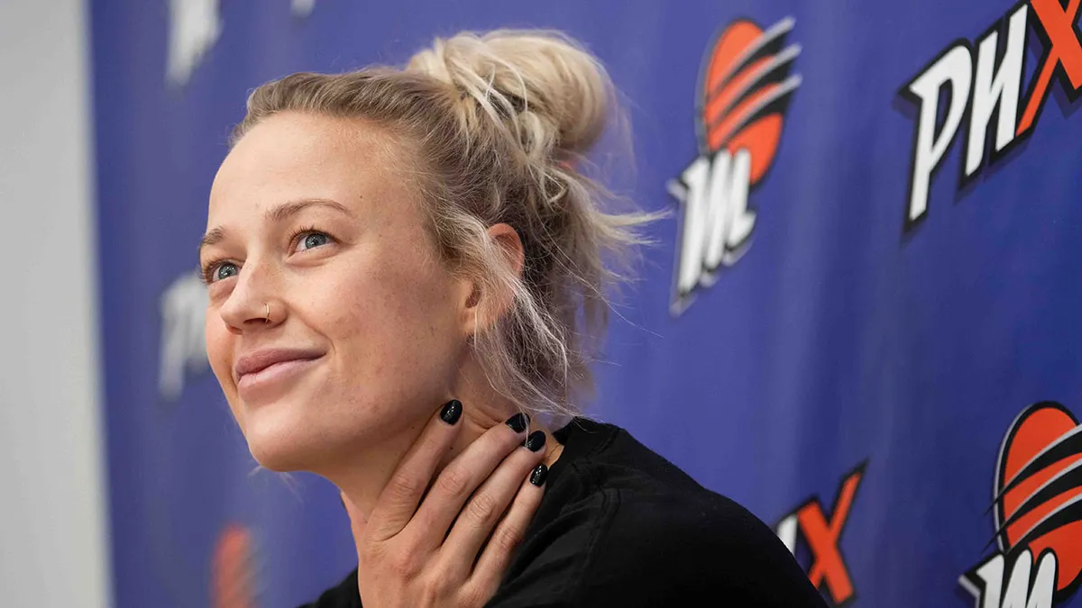 Sophie Cunningham soutenue par le Sénateur Graham sur sa position concernant les sports transgenres