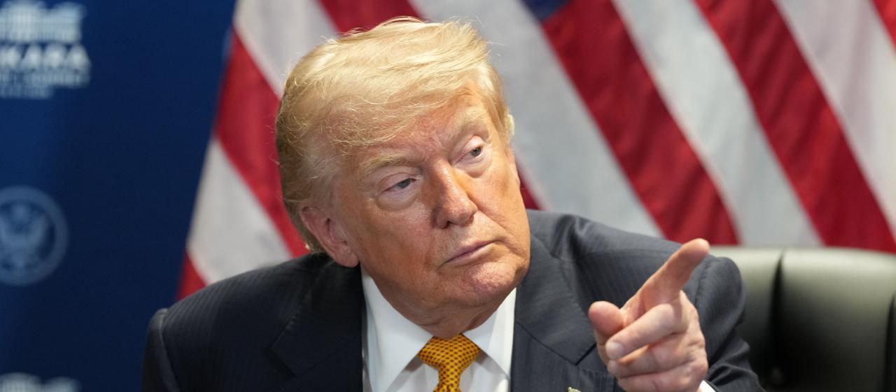 Trump menace l’Iran lors du sommet de l’OTAN avec de nouvelles attaques.