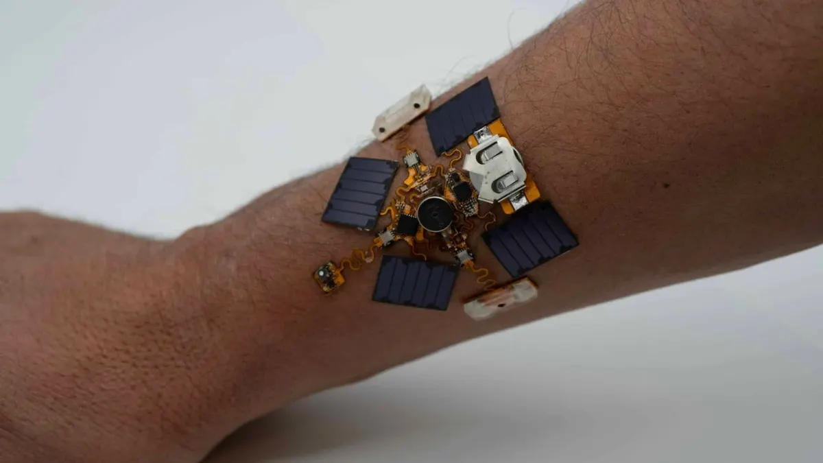 Un patch portable utilise des alertes haptiques pour détecter des dangers liés aux gaz et à l’eau.