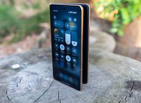 Vivo lance enfin ses pliables en Espagne. Et il arrive avec le meilleur que j’ai testé : le X Fold6 qui établit un record en batterie.