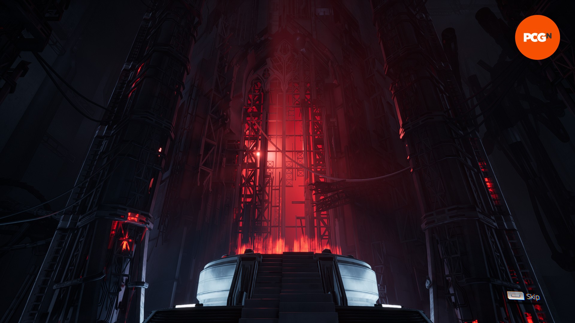 Ghostrunner 2 incelemesi: Vitray pencereler tarzında parlayan kırmızı ışıklara sahip, metalden yapılmış karanlık bir katedral.