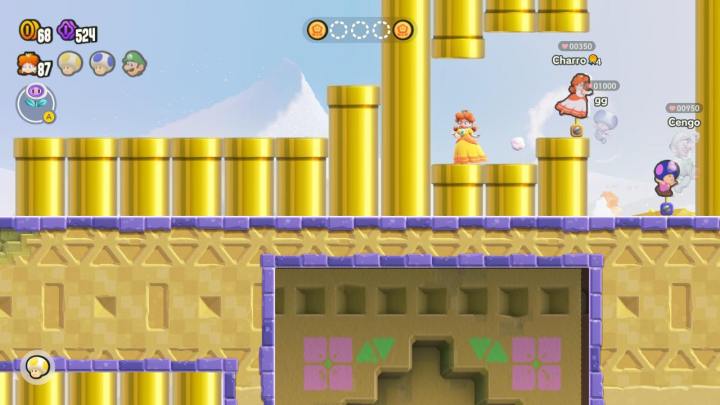 Super Mario Bros'ta oyuncular standların yanında duruyor.  Mucize.