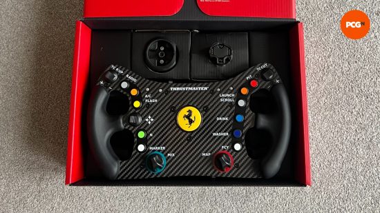 Ferrari 488 GT3 kutu içeriği 