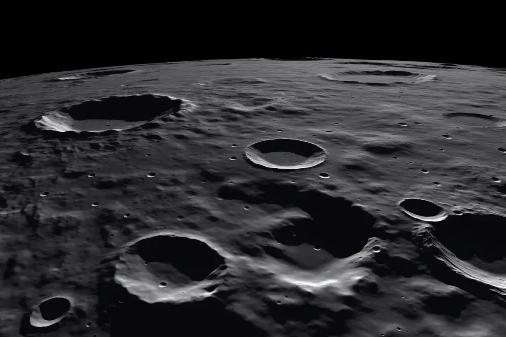 Ay'ın Kutup Buzu Tahmin Edilenden Çok Daha Genç - Dünyadan Güncel Teknoloji Haberleri