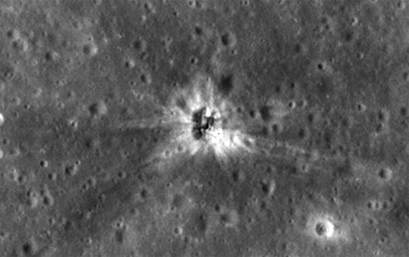 Ayın etrafındaki uzay çöpleri hakkında da endişelenmeye başlamanın zamanı geldi - Dünyadan Güncel Teknoloji Haberleri