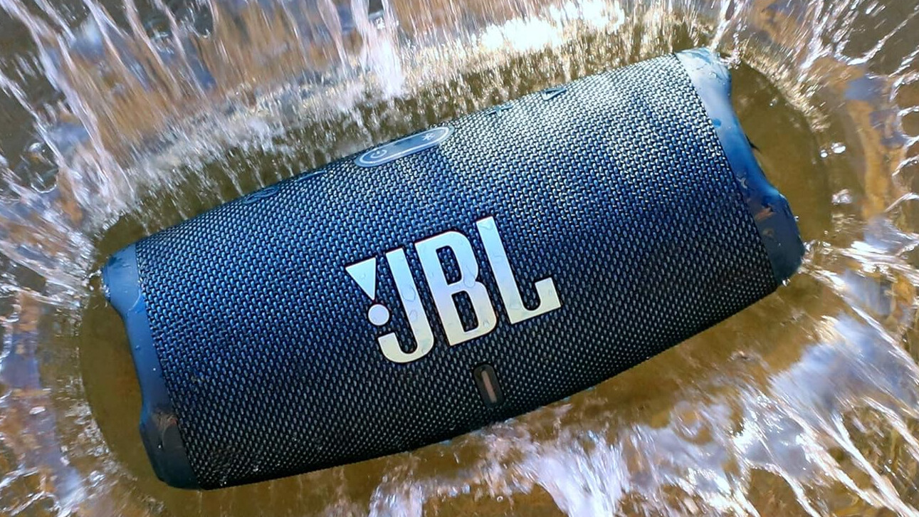 JBL Charge 5, sınırlı bir süre için Amazon'daki fiyat etiketinde %33 oranında destansı bir indirim sunuyor - Dünyadan Güncel Teknoloji Haberleri