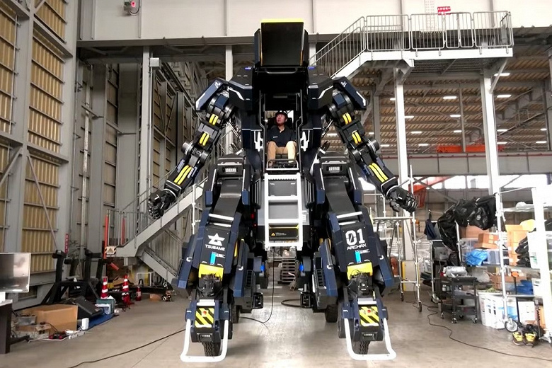 Japon girişim, uzay araştırmaları için 4,5 metre uzunluğunda robot kıyafetini tanıttı - Dünyadan Güncel Teknoloji Haberleri