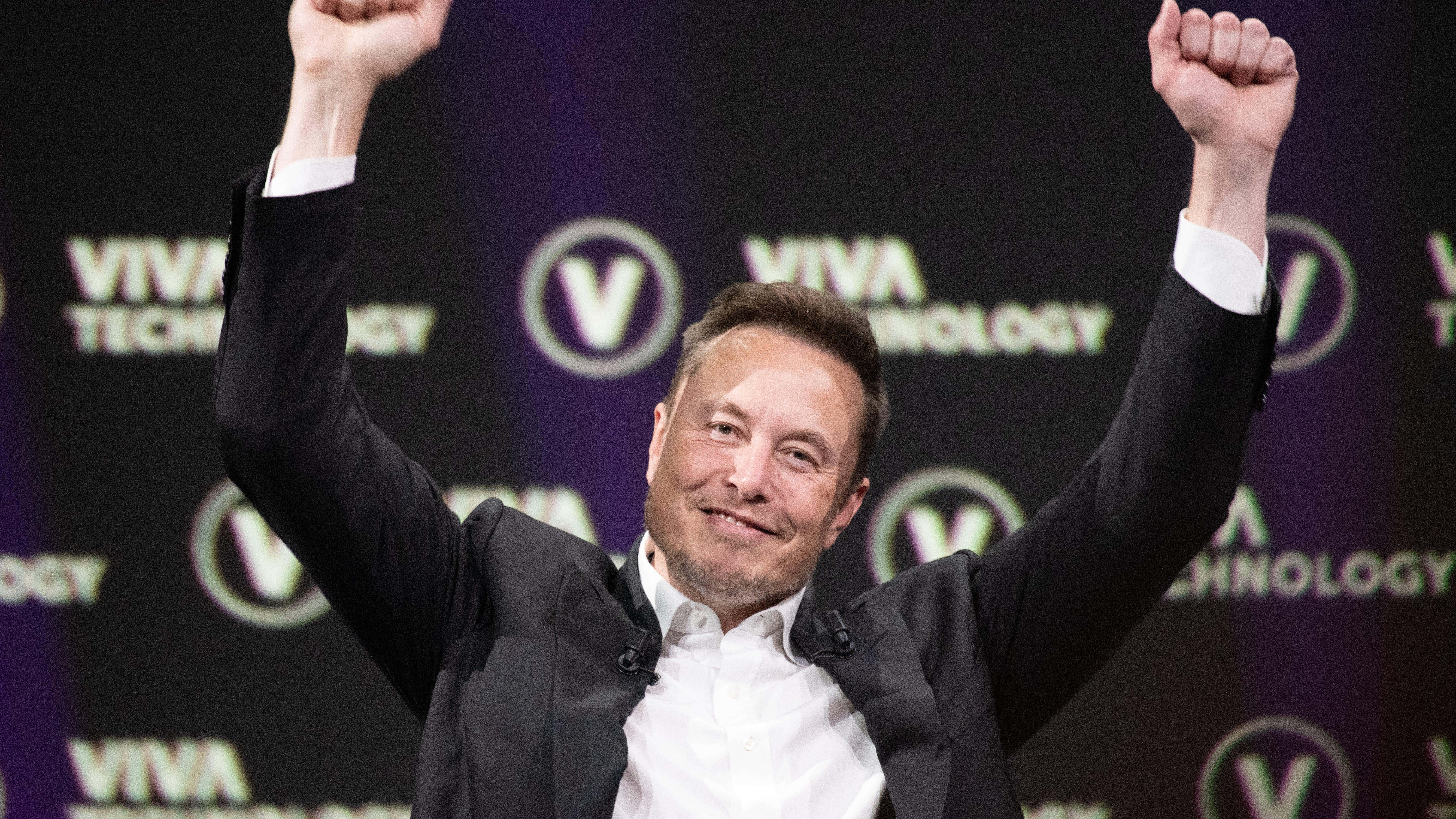 Elon Musk'un Twitter Yıldönümü Kutlu Olsun başlıklı makale için resim!  Platformunuz Ölüyor