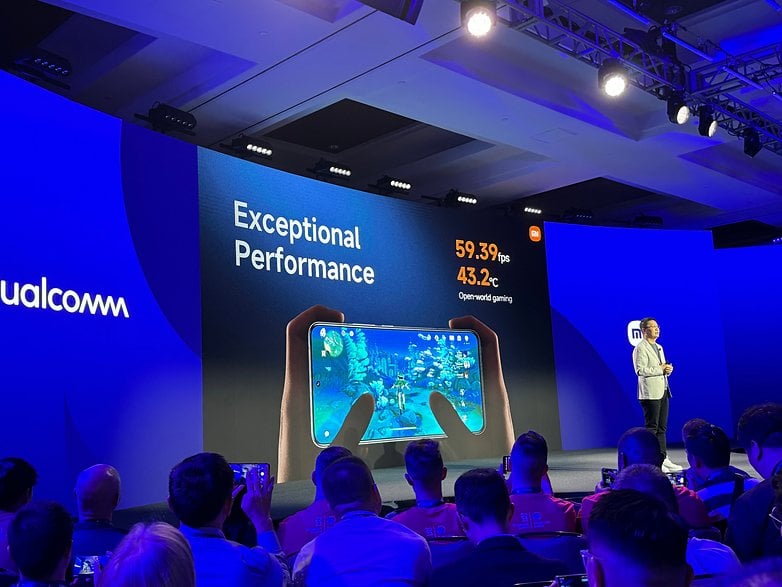 Xiaomi 14: Xiaomi, Xiaomi 14'ü Qualcomm Zirvesi'nde sahnede canlı olarak gösteriyor - Dünyadan Güncel Teknoloji Haberleri