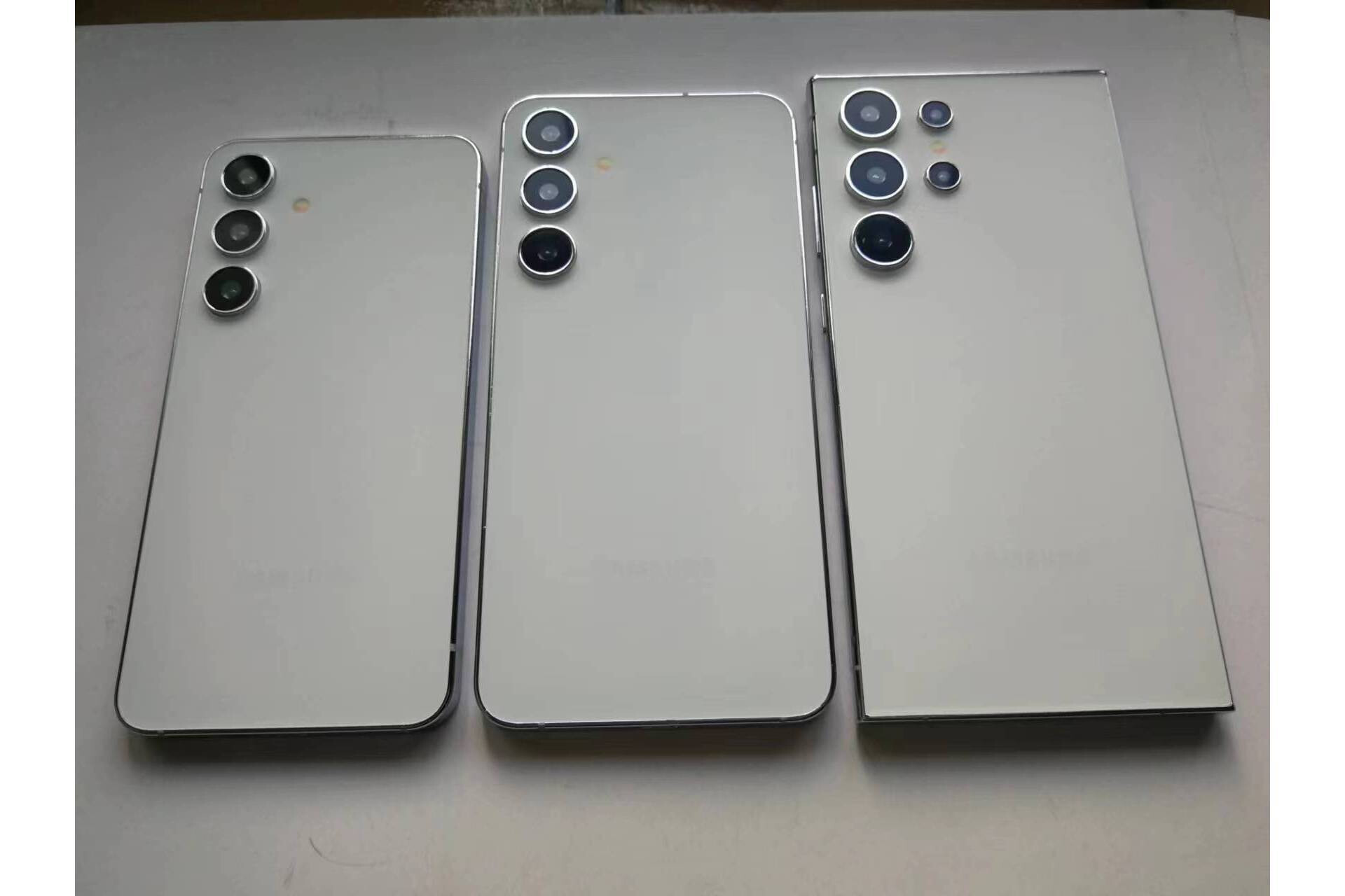 Galaxy S24 ailesi maketleri - Leak, Galaxy S24 ailesine maket modeller aracılığıyla ilk kapsamlı bakışı sunuyor