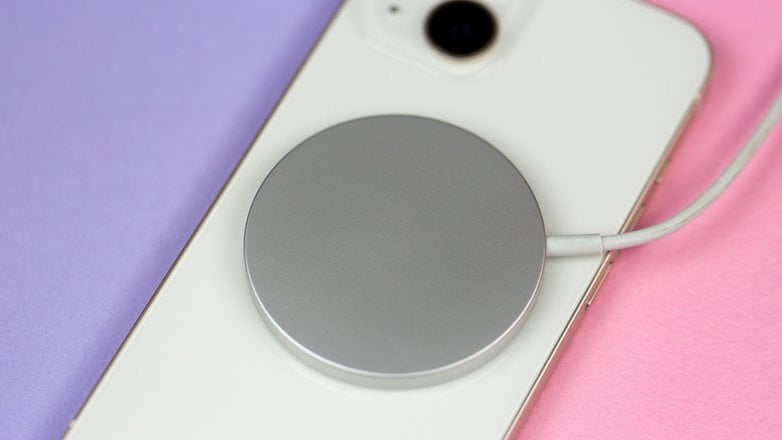 Google Pixel 9, Apple'ın MagSafe tasarımını mı çalıyor? - Dünyadan Güncel Teknoloji Haberleri