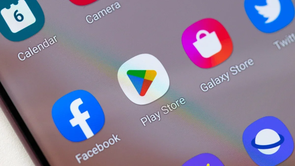 Google, kötü amaçlı yazılım yüklü uygulamaları Android telefonlardan uzak tutmak için Play Store güvenliğini iyileştirmeye çalışıyor - Dünyadan Güncel Teknoloji Haberleri