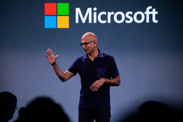 Microsoft CEO'su Satya Nadella, Sam Altman'ın OpenAI'ye dönebileceğini öne sürüyor - Dünyadan Güncel Teknoloji Haberleri