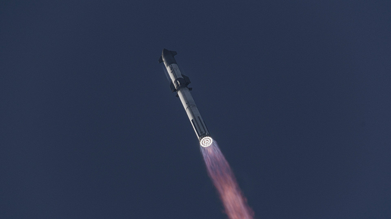 Nasıl oldu: Dünyanın en büyük roketi SpaceX Starship'in, fırlatmadan patlamaya kadar çarpıcı fotoğraflar ve videolarla ikinci fırlatılışı 