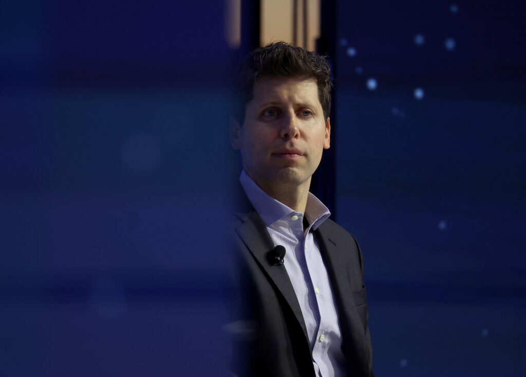 OpenAI, üretken yapay zekanın yüzü olan CEO'su Sam Altman'ı görevden aldı - Dünyadan Güncel Teknoloji Haberleri