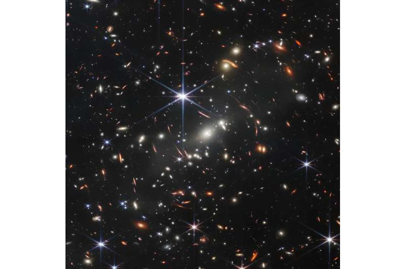 Sadece 350 milyon yıllık bir galakside şaşırtıcı miktarda metal var - Dünyadan Güncel Teknoloji Haberleri