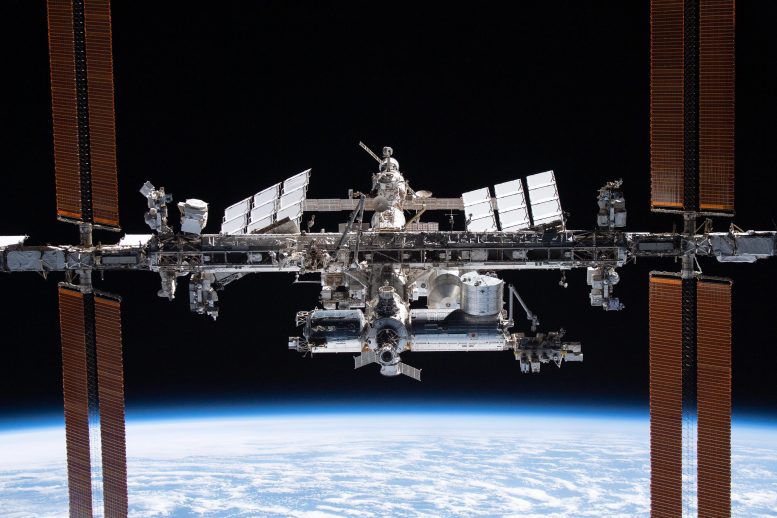 SpaceX Crew Dragon Endeavour'dan Uluslararası Uzay İstasyonu
