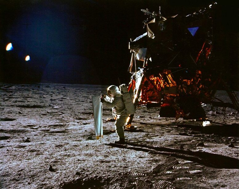 Apollo 11 Buzz Aldrin Güneş Rüzgar Kollektörü
