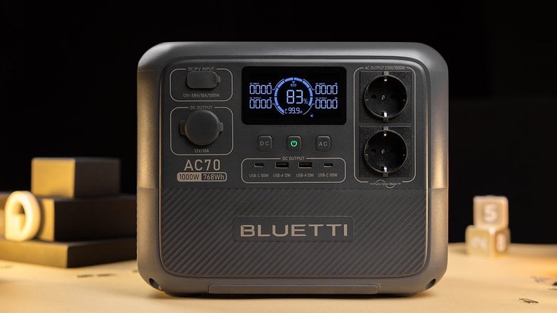 Bluetti AC70 MC4 konektörü