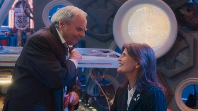 Doctor Who'nun Büyük Yenilenme Değişimi Her Şey Anlamına Geliyor ve Hiçbir Şey Anlamına Geliyor başlıklı makale için resim