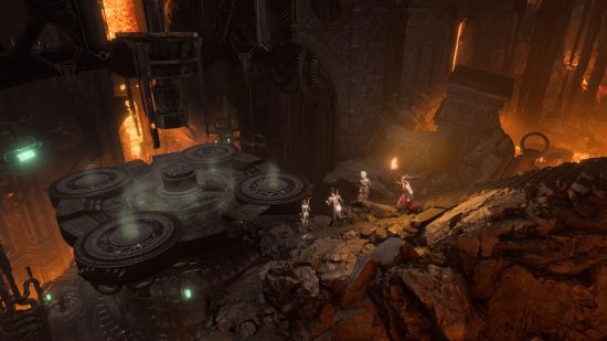 Dört maceracı, Baldur's Gate 3'teki karanlık bir mağaradaki uzak bir platforma doğru koşuyor.