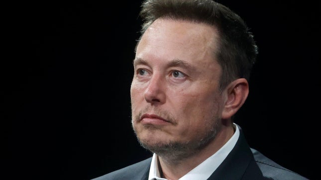 X, Musk'un Devralmasından Bu Yana En Büyük Kesintiyi Yaşarken Kullanıcılar Konulara Akın Ediyor başlıklı makalenin resmi