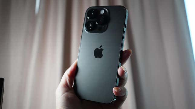 Uzay Siyahı iPhone 14 Pro