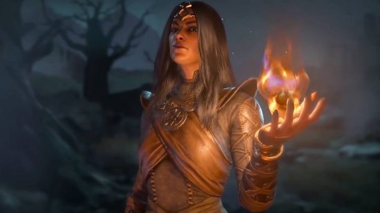 Uzun siyah saçlı, altın taçlı bir kadın karanlık bir ormanda duruyor, deri zırh giyiyor ve elinde bir ateş topu yaratıyor