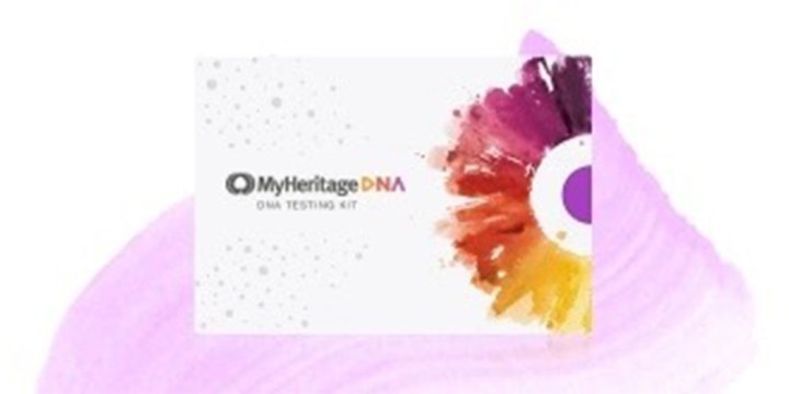 Bir MyHeritage DNA test kiti kutusu.