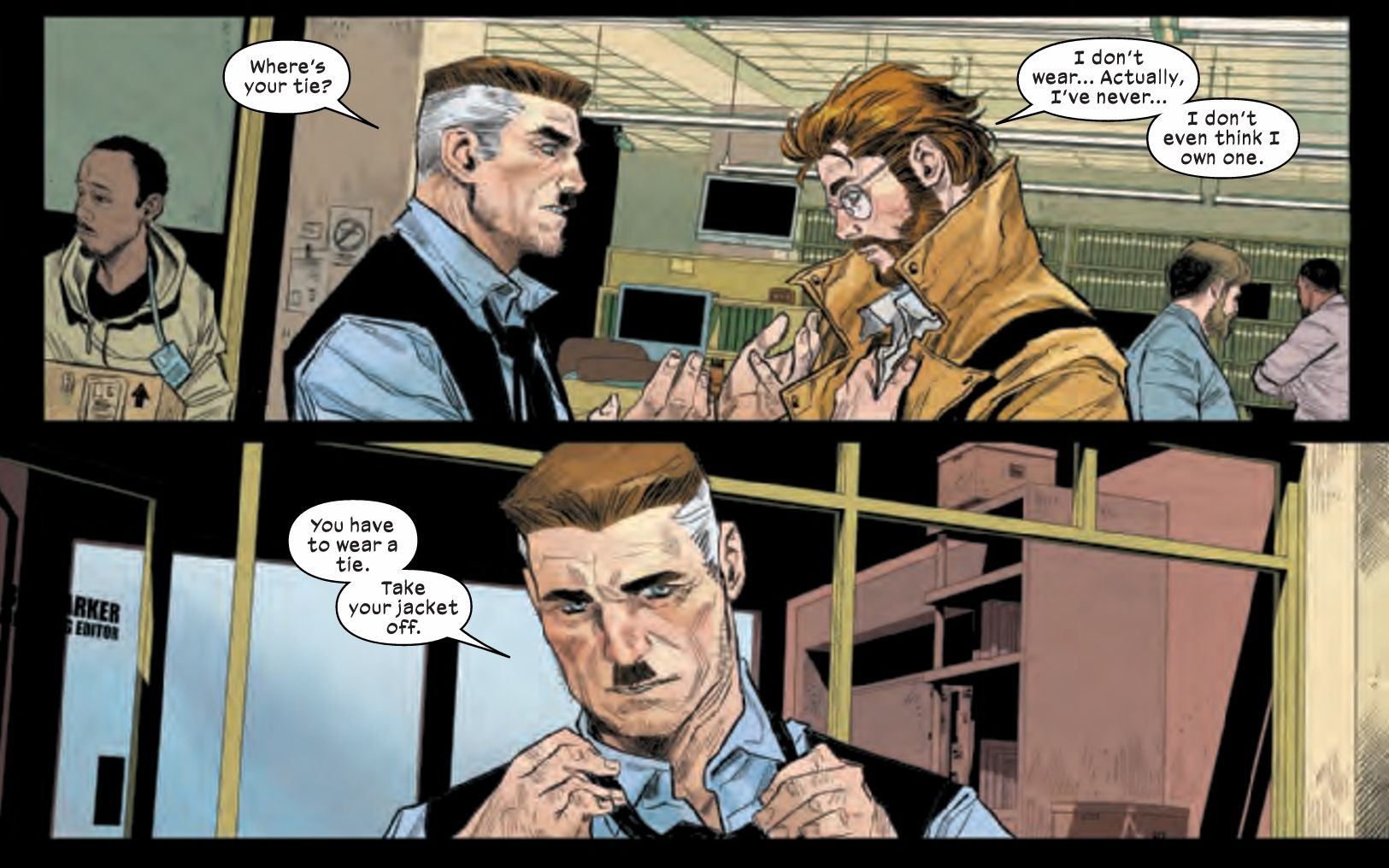 Ultimate Spider-Man #1, J Jonah Jameson, Peter Parker'a anma töreninde takması için kravatını veriyor