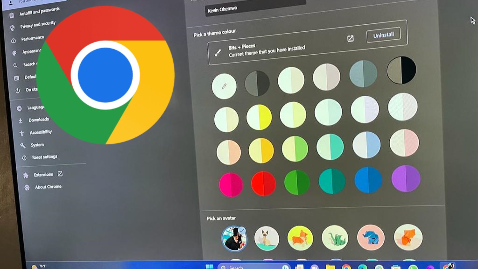 Chrome'u Özelleştir panelinde Google Chrome teması renk paleti