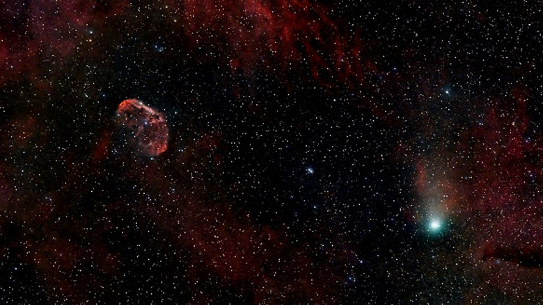 Fotoğrafçılar, 12P/Pons-Brooks Kuyruklu Yıldızı'nın Dünya'ya yaklaşırken nadir görülen yeşil saçını fotoğrafladı