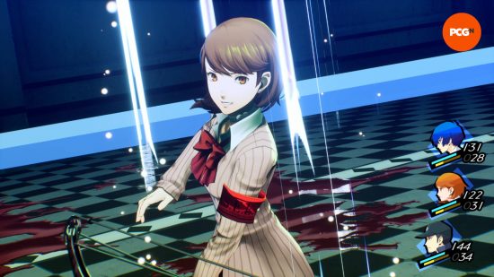 Persona 3 Reload incelemesi: Yukari, diğer karakterlerden birinin sırasını değiştirmesinin ardından sırayı alıyor.  Saldırmak için yayını hazırladı.