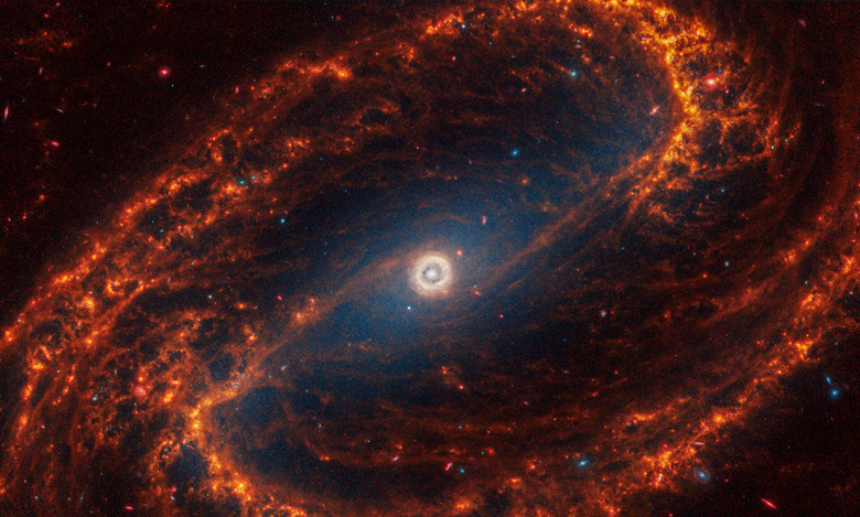 James Webb Teleskobu 19 sarmal gökadadan oluşan bir hazineyi yakalıyor
