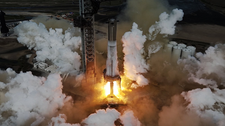 Günün videosu: SpaceX, uzaya fırlatılmadan önce Starship S28 ve Super Heavy B10'u test etti
