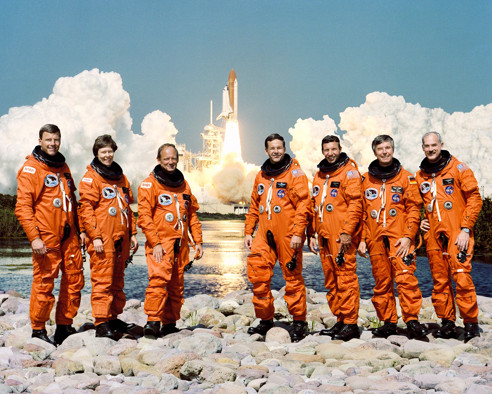 STS-42 mürettebatı