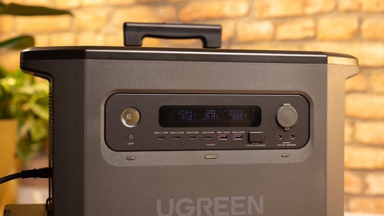 Ugreen PowerRoam 2200 ekranı