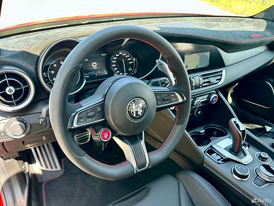Uzmanlar için bir spor otomobil: ekstrem Alfa Romeo Giulia GTAm Rusya'da satışa sunuldu - 540 bg gücünde, arkadan çekişli ve titanyum egzoz sistemine sahip
