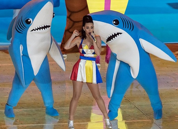 Katy Perry, Super Bowl İlk Yarı şovunda sahne alıyor.
