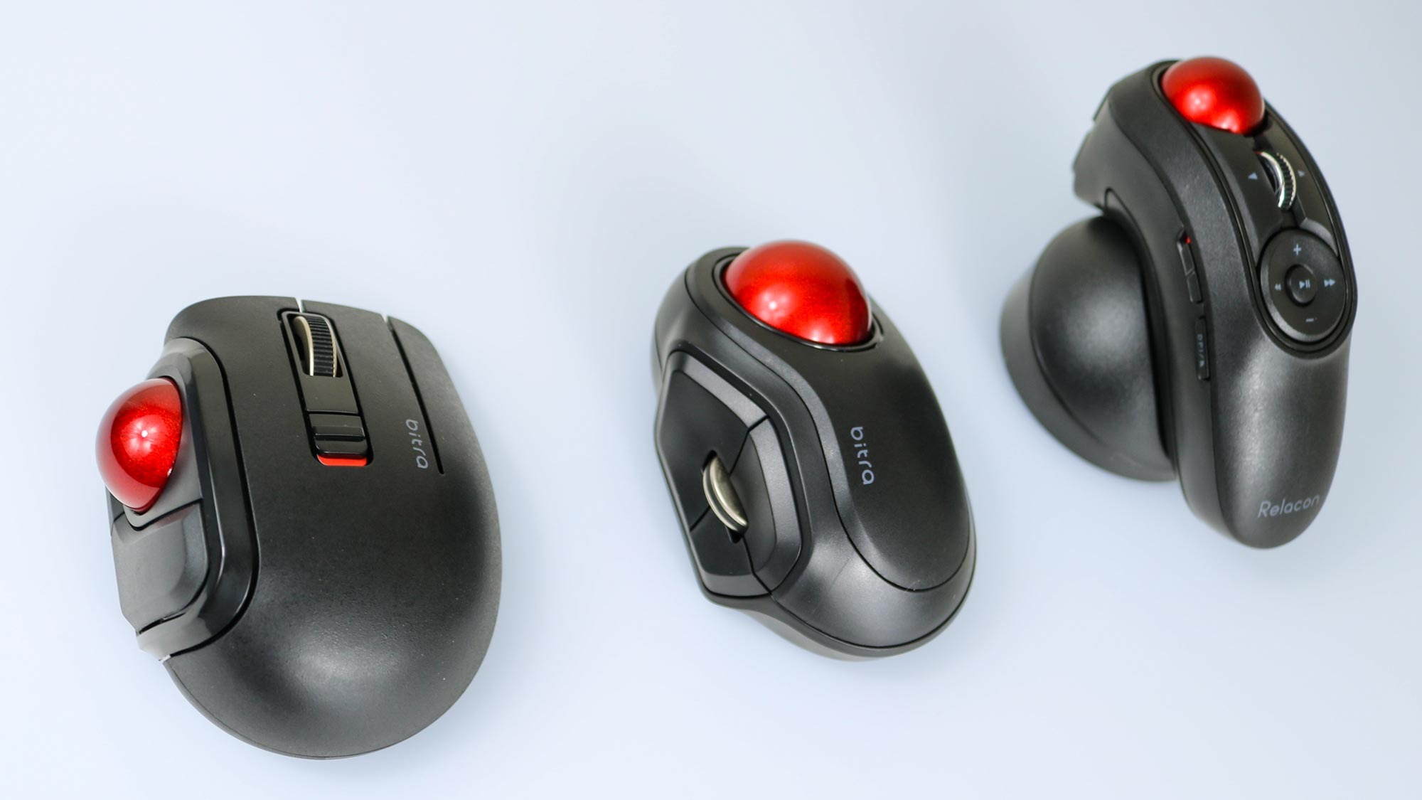 Elecom'un üç seyahat topunu fare modelini gösteren resim